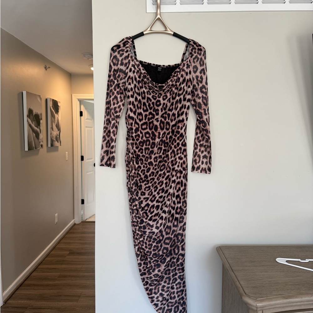 SHEIN Brown and Black V-Neck Bodycon Dress